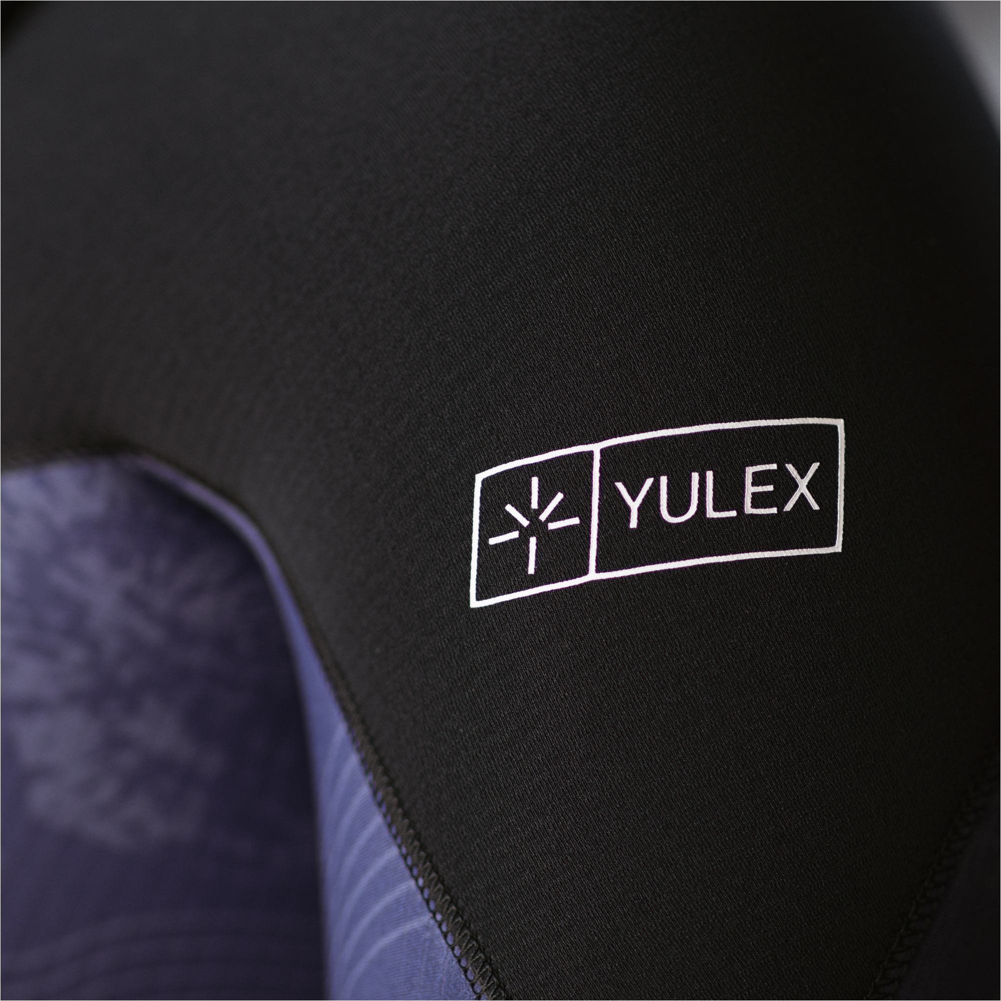2025 Gul Womens Yulex Flexor 5/4mm Chest Zip Wetsuit FX1227-BKTB - Black / Tiebird